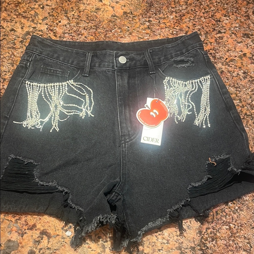Cider Black Distressed Women's Shorts